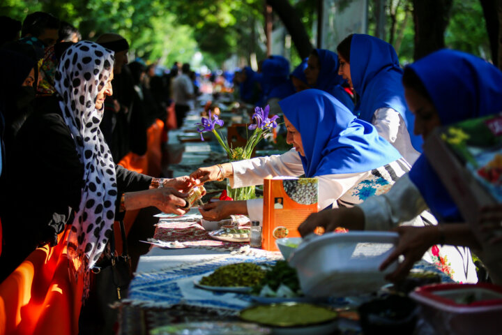 جشنواره غذای گیاهی در چهارباغ