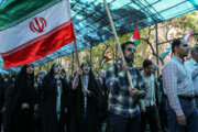 Kundgebung iranischer Studenten zur Unterstützung amerikanischer Studenten