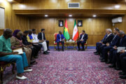 Treffen des ersten Vizepräsidenten Irans mit den Gästen des Iran-Afrika-Gipfels