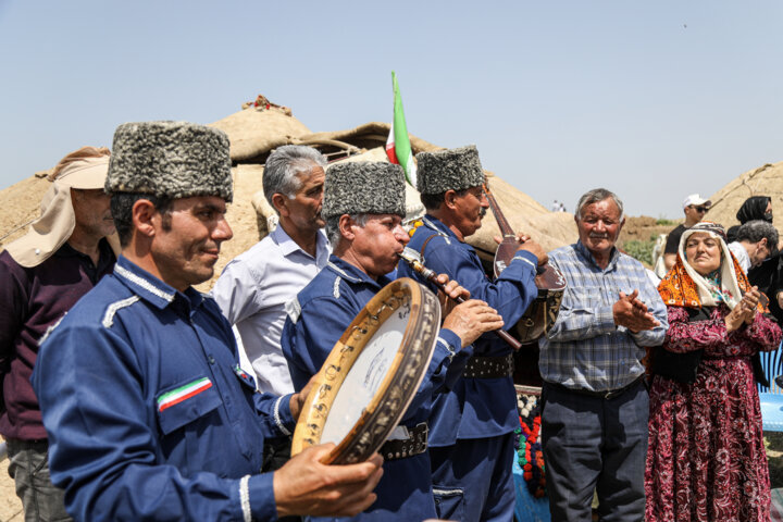 جشنواره کوچ عشایر مغان