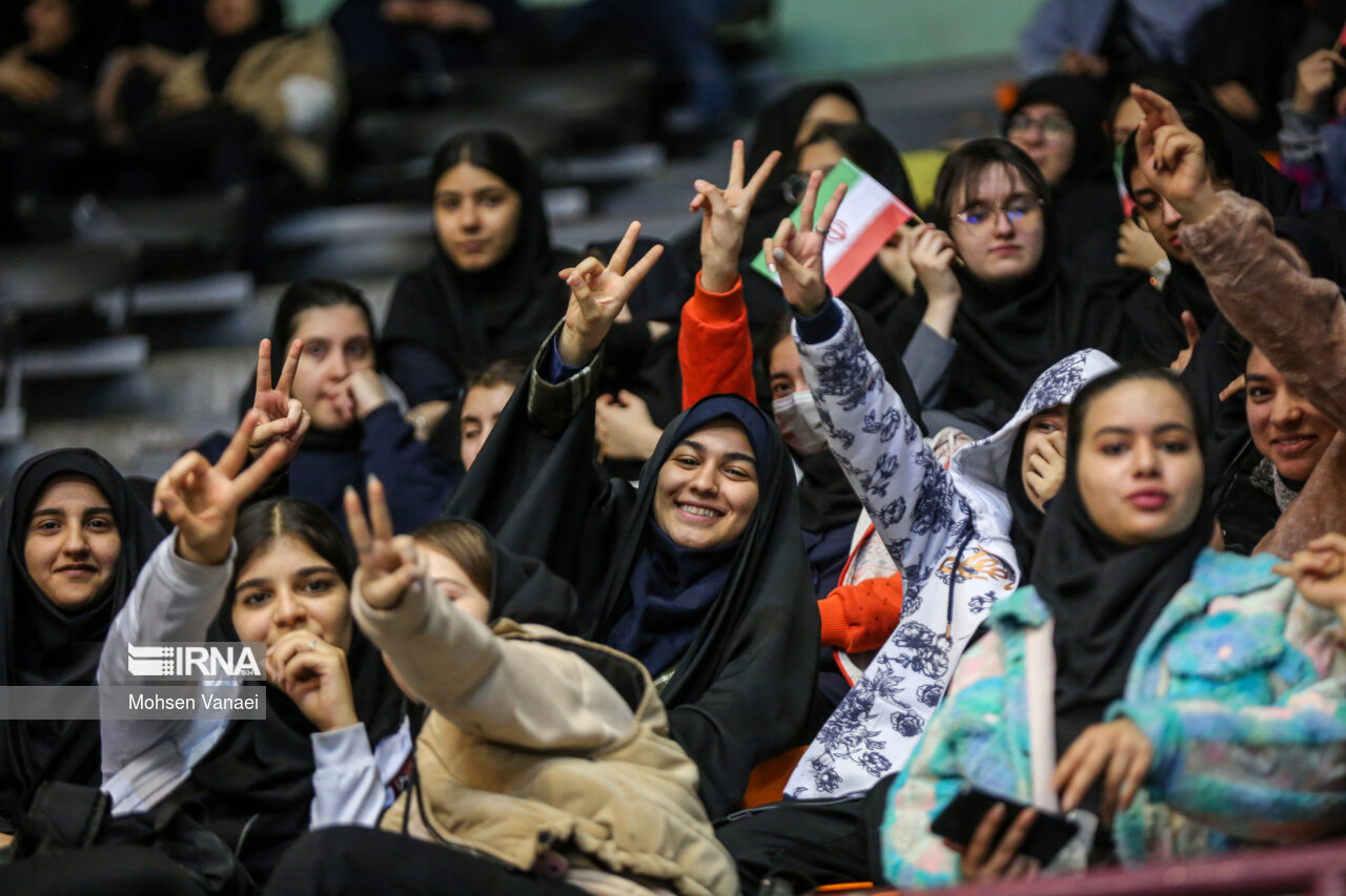 ۲۰هزار دانش آموز بوشهری رای اولی هستند