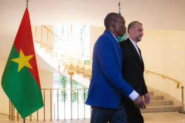 Burkina Faso PM meets Iranian FM in Tehran