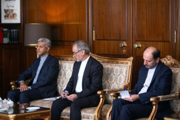 Burkina Faso PM meets Iranian FM in Tehran