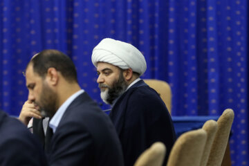 حجت الاسلام محمد قمی در جلسه شورای عالی انقلاب فرهنگی