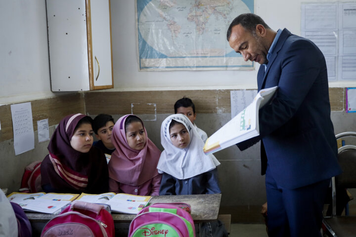 تحقق ماموریت شهید جمهور در آموزش و پرورش/استخدام یک پنجم معلمان و ساخت ۷ هزار مدرسه