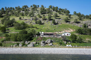 روستای کیکاووس از توابع منطقه بازفت در استان چهارمحال و بختیاری