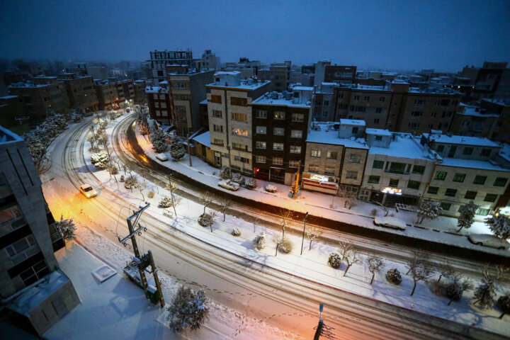 بارش برف در همدان