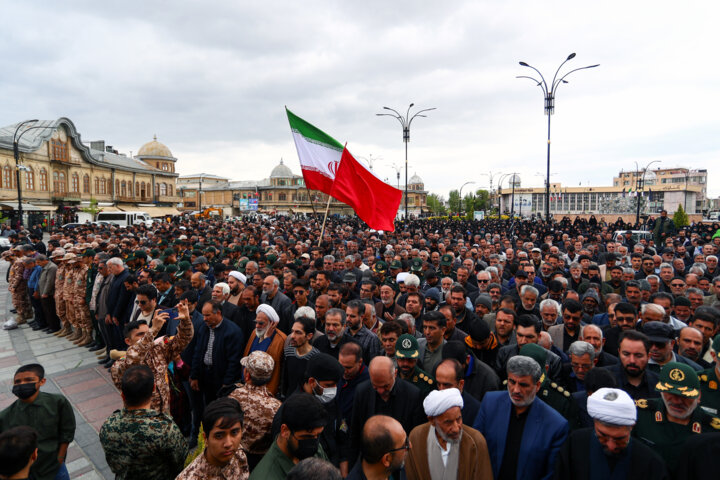 تشییع پیکر شهید دوران دفاع مقدس در همدان