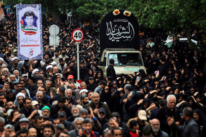 اجتماع صادقیون و تشییع پیکر شهید دوران دفاع مقدس در مشهد