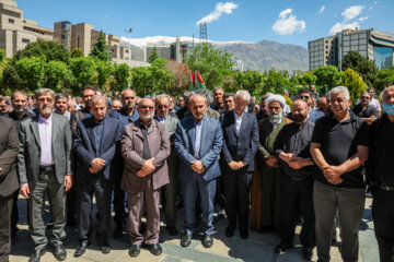 پیمان جبلی ، رییس سازمان صدا وسیما در مراسم تشییع پیکر مسعود اسکویی