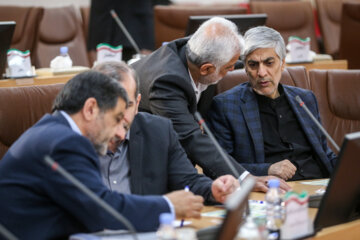 «کیومرث هاشمی» وزیر ورزش و جوانان در نشست مشترک هیئت دولت با استانداران
