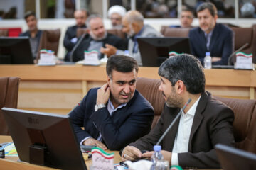 «علی سلاجقه» رئیس سازمان محیط زیست در نشست مشترک هیئت دولت با استانداران
