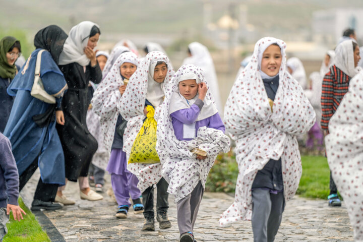 جشن تکلیف ۲۰۰۰ دختر افغانستانی