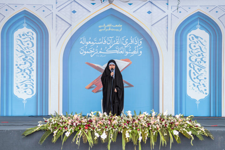 جشن تکلیف ۲۰۰۰ دختر افغانستانی