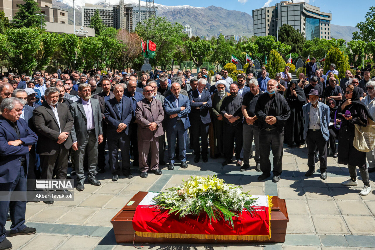 تشییع پیکر «مسعود اسکویی»