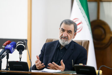بیداری و انگیزه، دو عامل پیروزی مردم ایران است