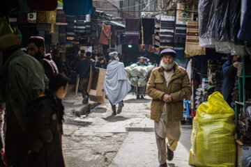 Kabul’s traditional clothing market