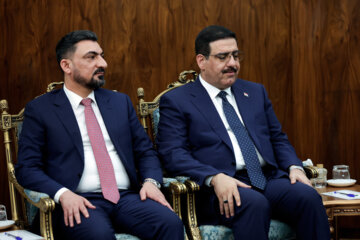  «اثیر داود سلمان» وزیر تجارت عراق(راست ) در دیدار  با  محمد مخبر معاون اول رئیس جمهور