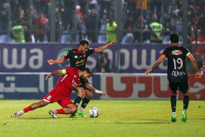 لیگ برتر فوتبال- نساجی مازندران و پرسپولیس