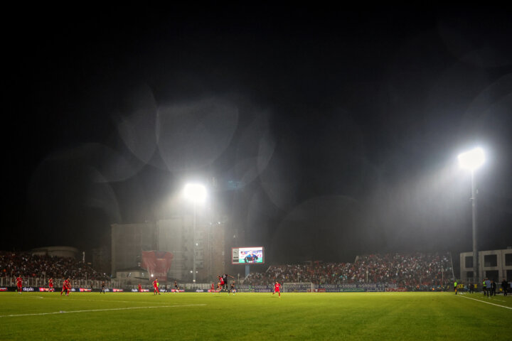 لیگ برتر فوتبال- نساجی مازندران و پرسپولیس