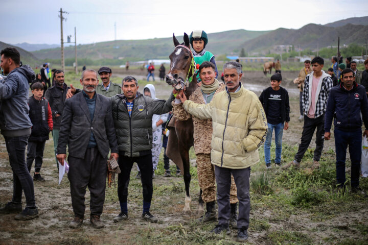 مسابقات کورس اسبدوانی بهاره روستای ایوب