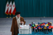 Supreme Leader casts his vote in parliamentary runoff elections
