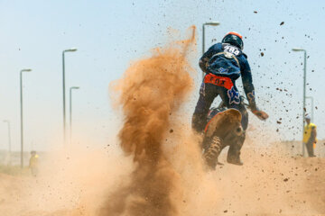 Course de moto-cross à Ahvaz