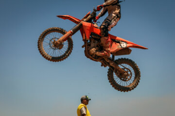 Course de moto-cross à Ahvaz