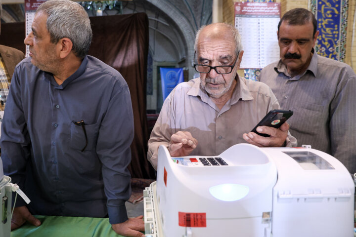 مرحله دوم انتخابات مجلس - مسجد لرزاده