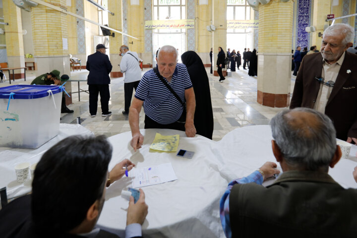 استاندار مازندران: امنیت کامل در شعب اخذ رای حوزه انتخابیه قائمشهر برقرار است