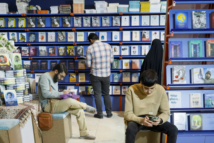 ناشر، کتابفروش یا کتابخوان؛ نمایشگاه کتاب فرصت برای کیست؟ 2