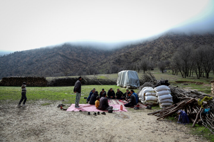 برق رسانی به روستاهای عشایری کوهرنگ