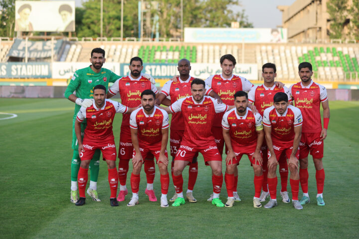 بادامکی: چرا همه دنبال تمدید قرارداد پرسپولیسیها هستند؟/ پیشنهادی به ستاره تراکتور ندادیم 2