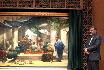  محمدمهدی اسماعیلی وزیر فرهنگ و ارشاد اسلامی در مراسم رونمایی از تازه ترین اثر حسن روح الامین
