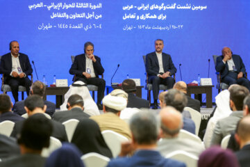 سومین نشست گفت‌وگوهای ایرانی-عربی، برای همکاری و تعامل