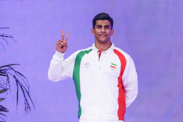 الفتی: افتخار می‌کنم پرچمدار ایران هستم