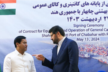 امضای قرارداد تجهیز و بهره‌برداری از پایانه‌های کانتینری و کالای عمومی بندر شهید بهشتی