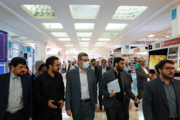 بازدید « امیرحسین قاضی زاده هاشمی » رئیس بنیاد شهید از سی و پنجمین نمایشگاه کتاب تهران- روز هفتم