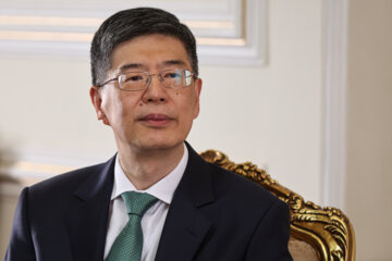 تقدیم استوارنامه سفیر جدید چین به وزیر امور خارجه