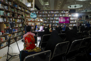 35e Foire internationale du livre de Téhéran (9e journée) 