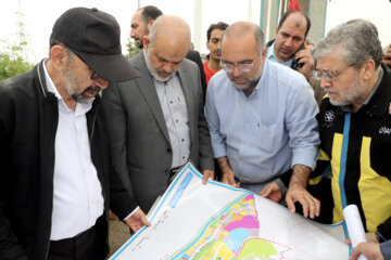 وزیر کشور: ساختمان‌های ناپایدار در مناطق سیل‌زده مشهد نیازمند چاره‌جویی است