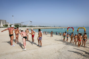 Tournoi de la natation marathon à Kish, dans le sud de l’Iran 