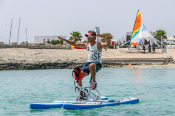 Tournoi de la natation marathon à Kish, dans le sud de l’Iran 