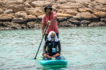 Tournoi de la natation marathon à Kish, dans le sud de l’Iran 