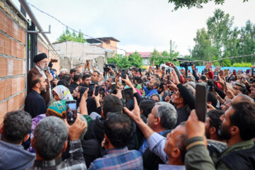 حضور رئیس جمهور درجمع مردم  روستای خرم کلا- مازندران