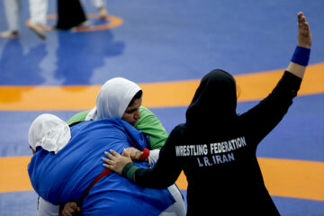 El Campeonato de Lucha Femenina Alysh en Teherán