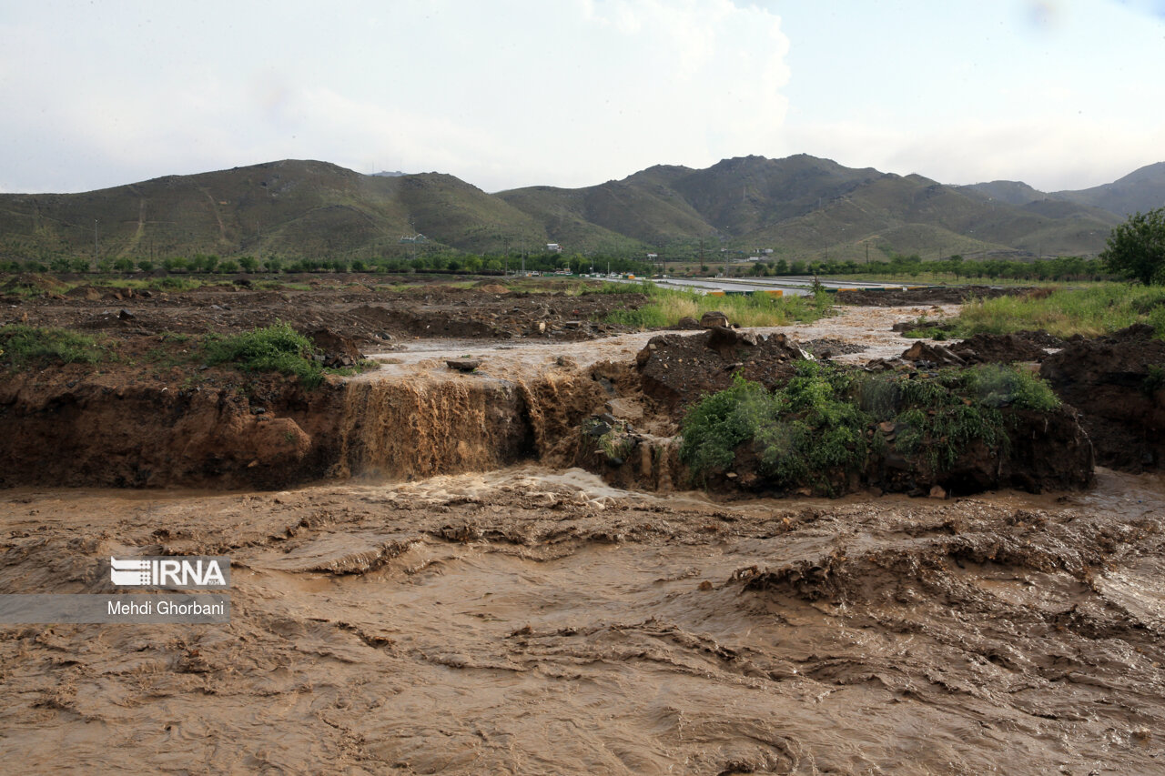 سیل راه چهار روستای کلات خراسان رضوی را مسدود کرد