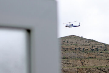 آخرین تصویر از بالگرد حامل رئیس جمهور در پایان افتتاح سد «قیز قلعه سی»