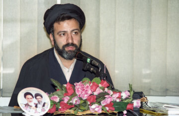 شهید آیت الله سید ابراهیم رئیسی در گذر زمان