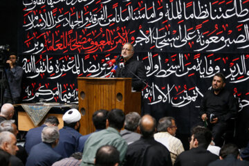 اجتماع دانشگاهیان در مراسم یادبود «شهدای خدمت» در مسجد دانشگاه تهران